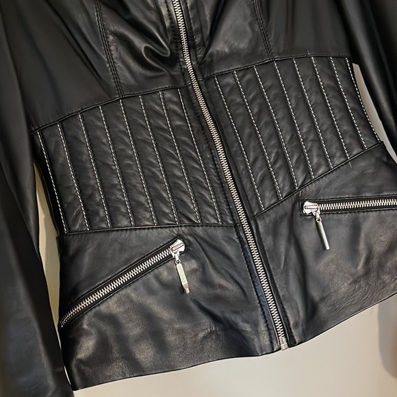 SENSATIONAL LEATHER AND RABBIT FUR JACKET - Picture 3 of 12